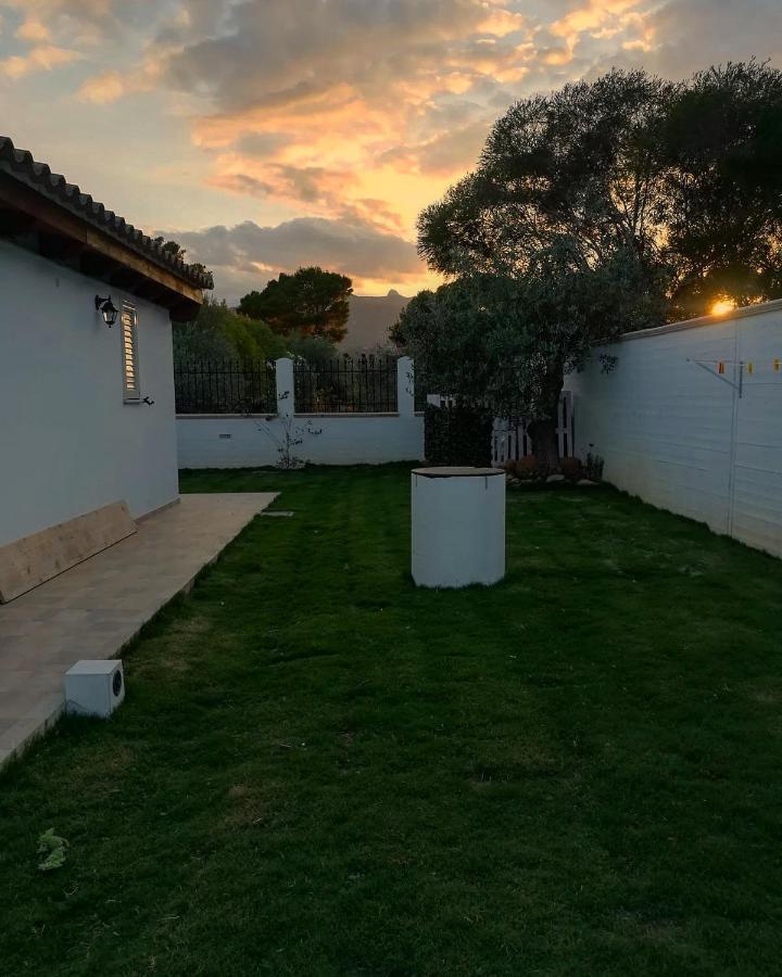 La Casa Dell Olivo Villa Castiadas Luaran gambar